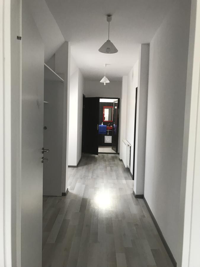 Central Park Studios Букурещ Екстериор снимка